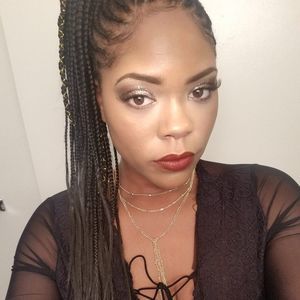 Meet your Posher, Jeffiea